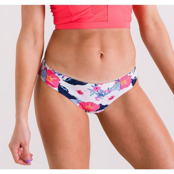 No Brand Other - Bikini Bottom Small in Floral NWT